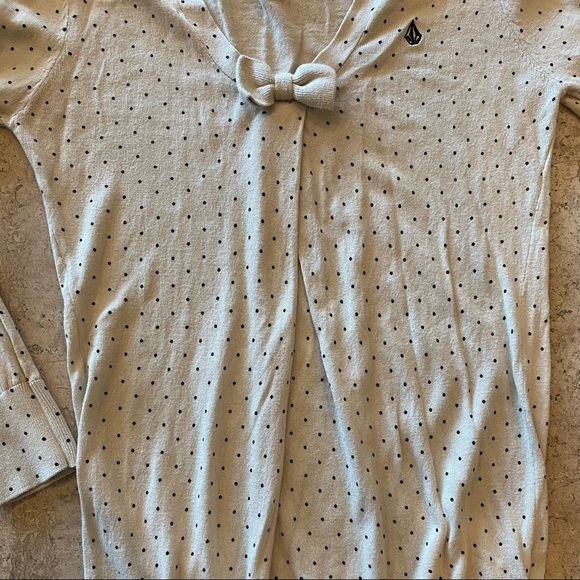 Volcom Sweater Women S/P Ivory with Black Polka Dots Knit Long Sleeve - Picture 5 of 5